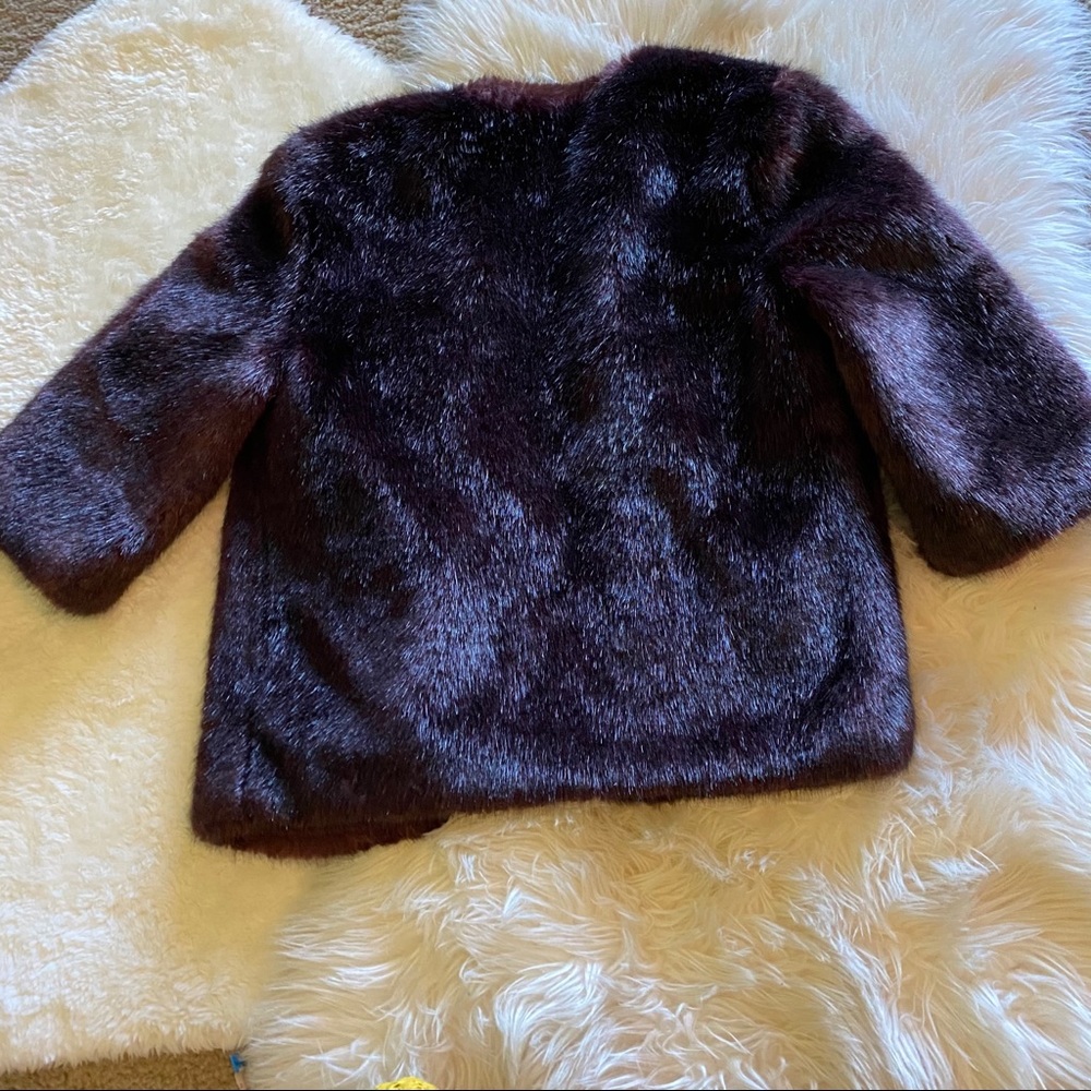 Club Monaco faux fur burgundy jacket - Picture 11 of 12